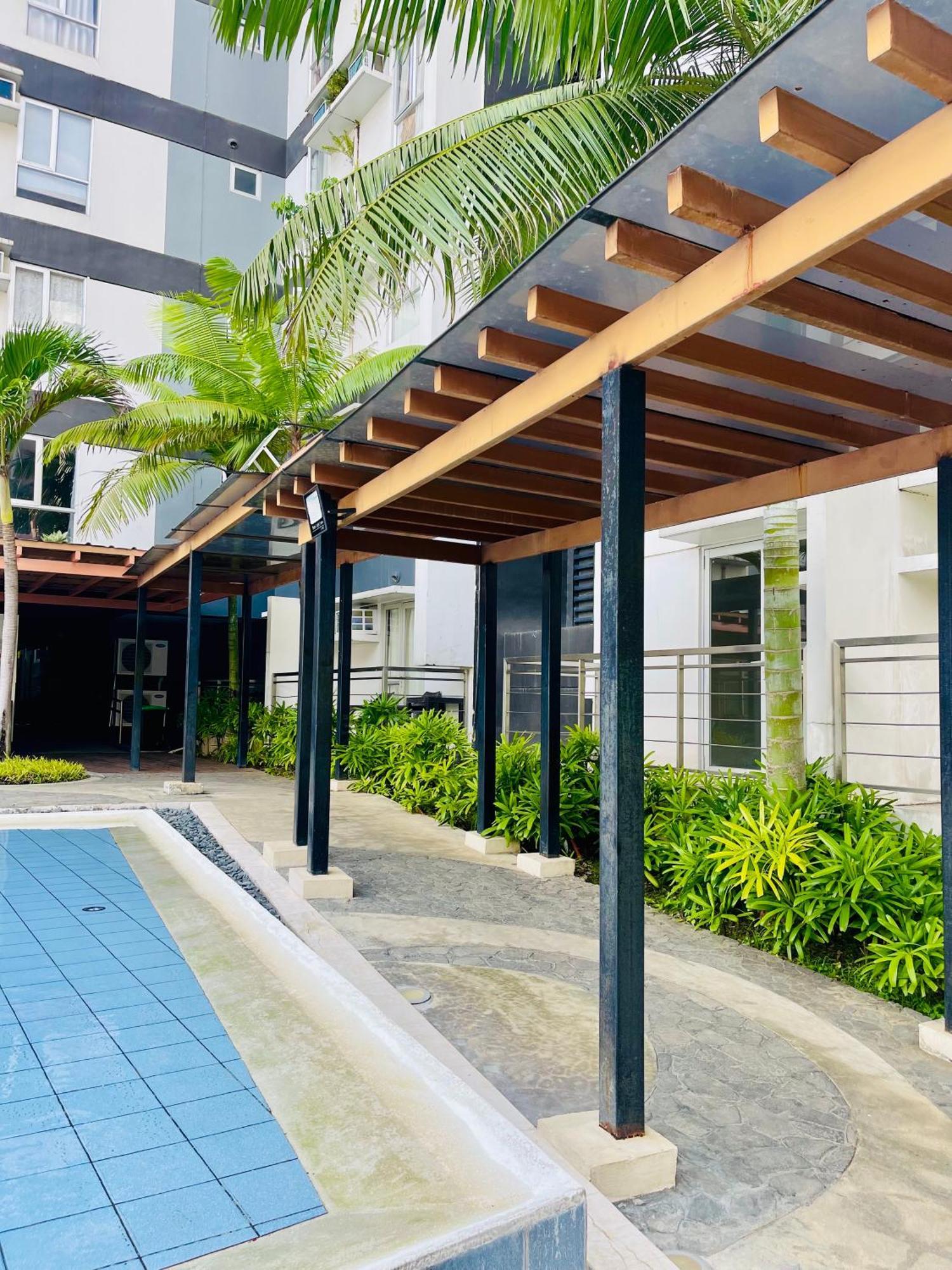2-Bedroom Condo Unit With Balcony At Centrio Tower Beside Ayala Centrio Mall Downtown Cdo Cagayan de Oro Bagian luar foto
