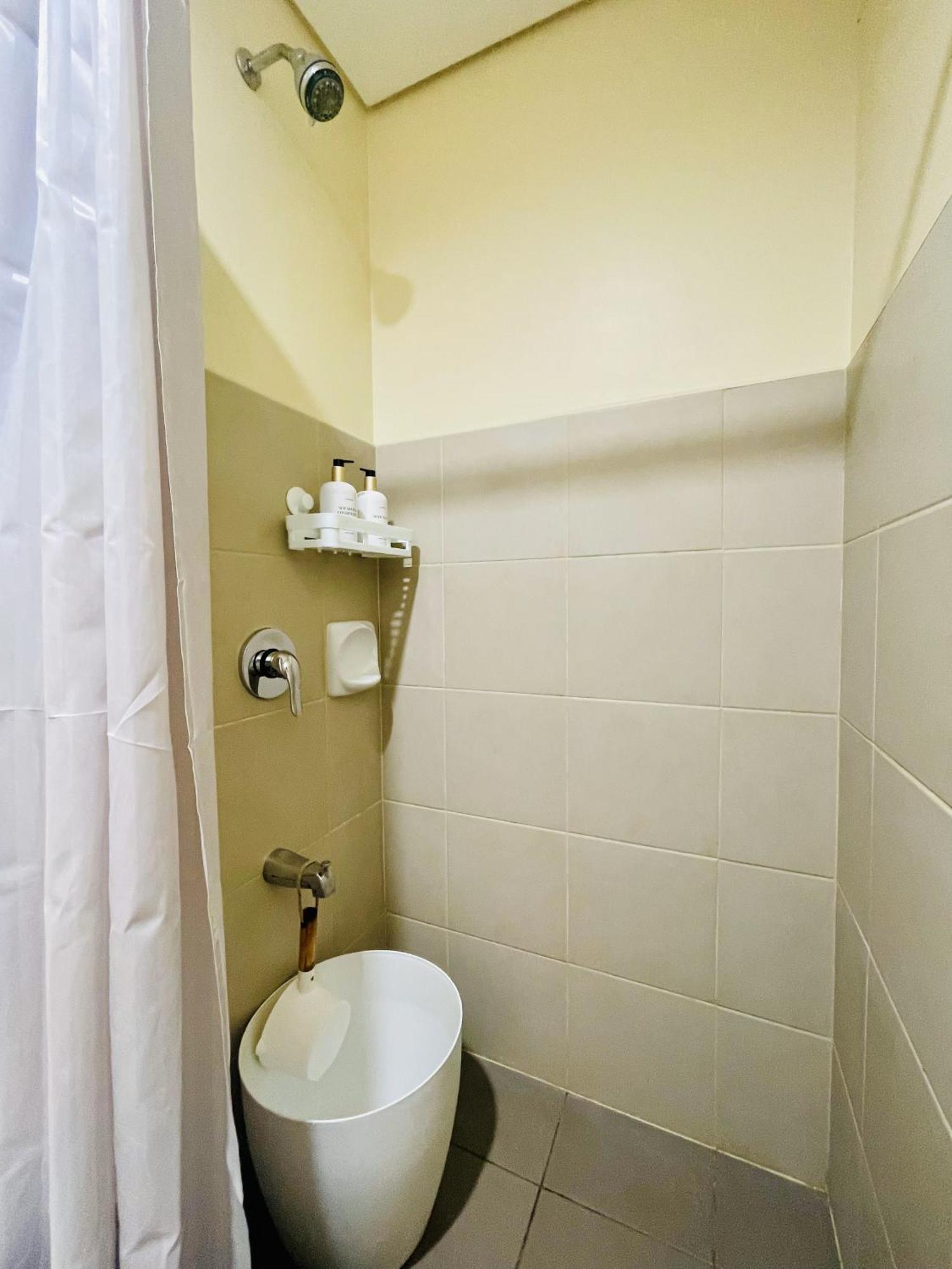 2-Bedroom Condo Unit With Balcony At Centrio Tower Beside Ayala Centrio Mall Downtown Cdo Cagayan de Oro Bagian luar foto
