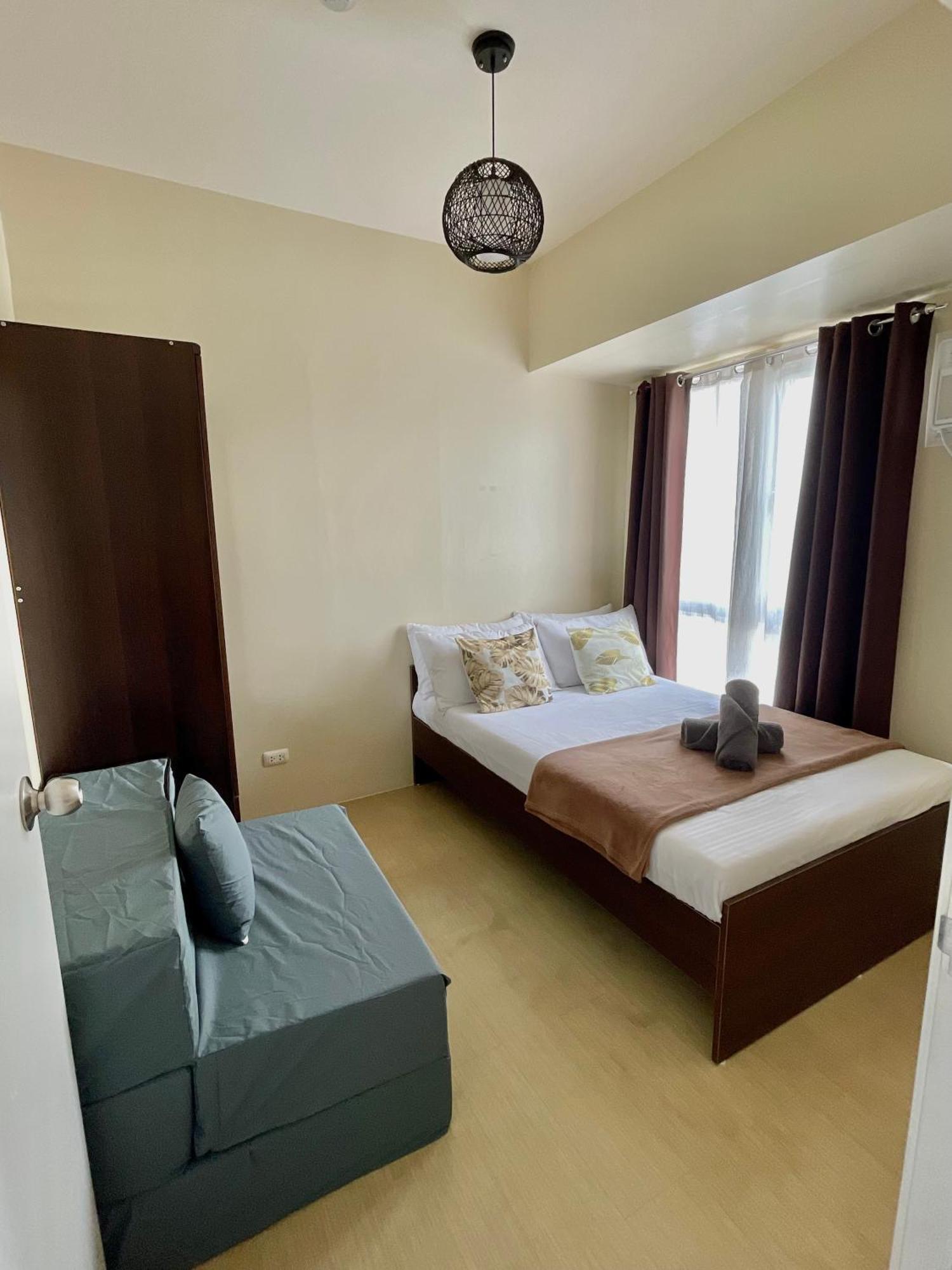 2-Bedroom Condo Unit With Balcony At Centrio Tower Beside Ayala Centrio Mall Downtown Cdo Cagayan de Oro Bagian luar foto